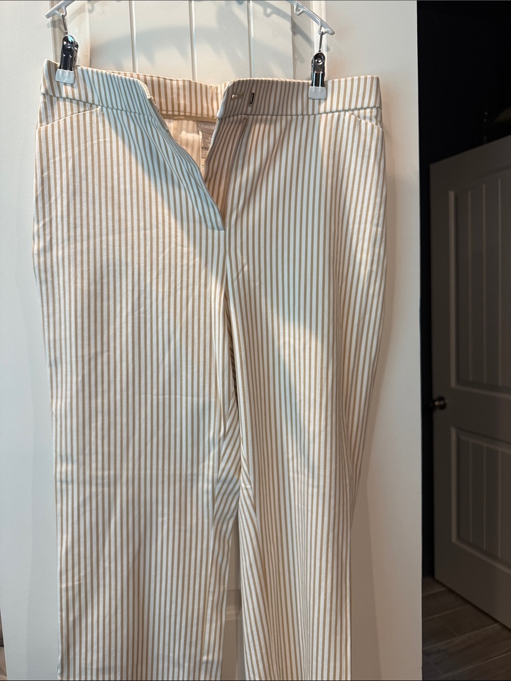 Chico's Cream and Beige Pinstripe Women's Trousers size 3R